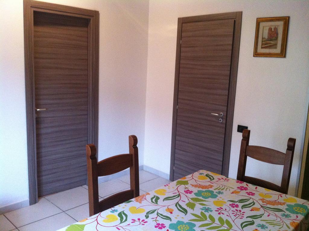 Appartamenti Marilu La Caletta Exterior foto